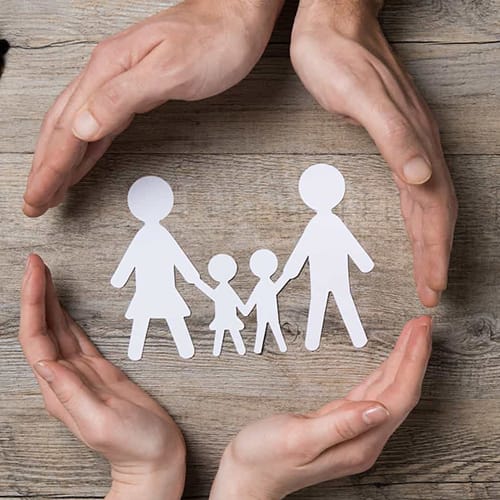 Famiglia felice con bambino